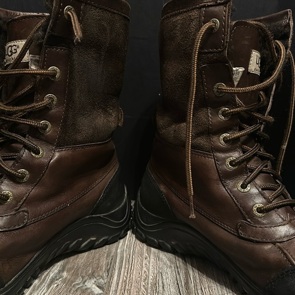 Ugg Australia leather boots size 10 - Picture 6 of 15